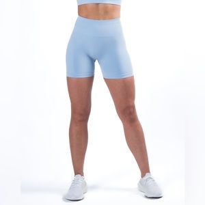 Alphalete Amplify Shorts - Ice Blue - XS
